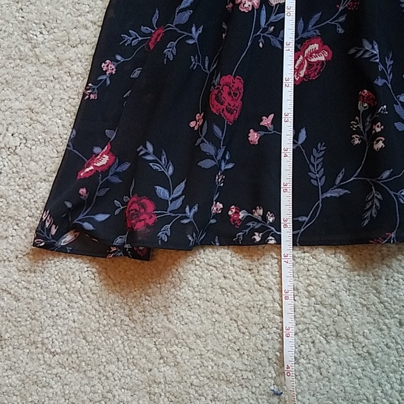 NWOT Gal Meets Glam Floral Black Cherry Midi Dress - Picture 13 of 14